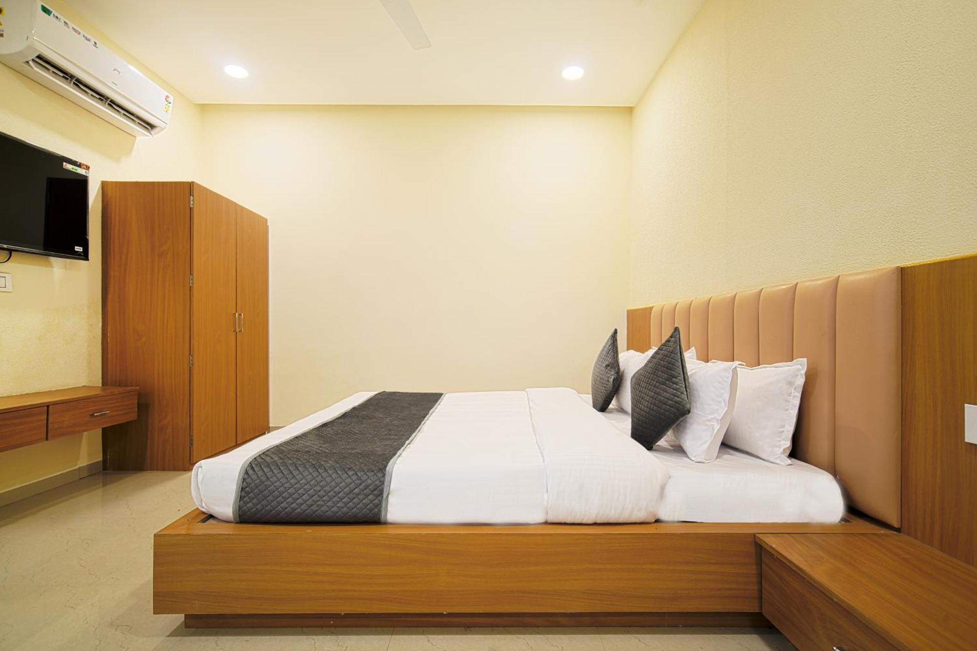 Hotel Shivlok Ujjain Δωμάτιο φωτογραφία