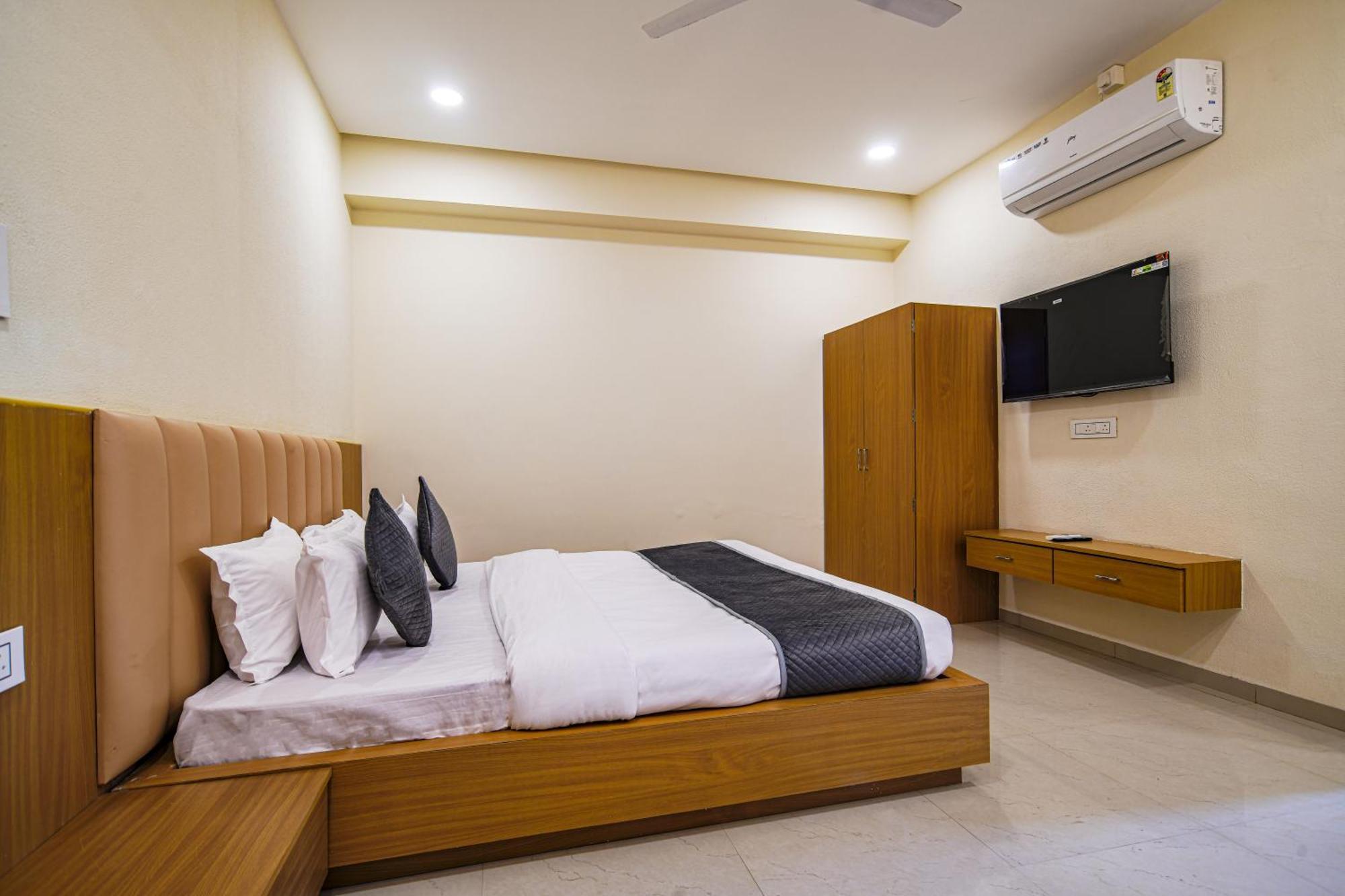 Hotel Shivlok Ujjain Δωμάτιο φωτογραφία