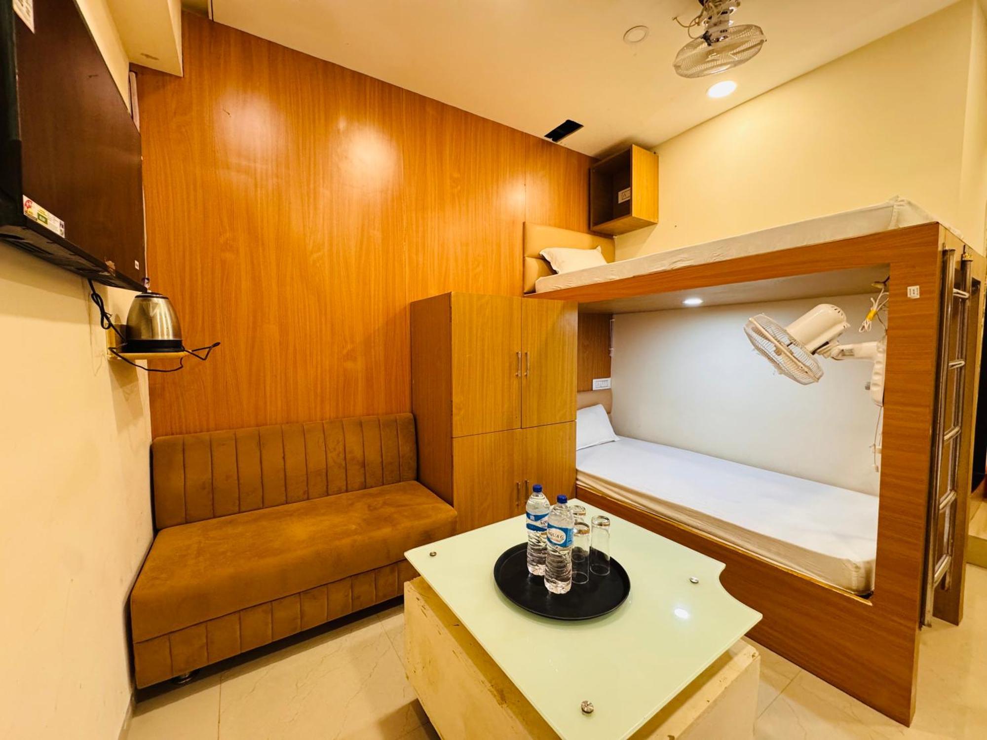 Hotel Shivlok Ujjain Εξωτερικό φωτογραφία
